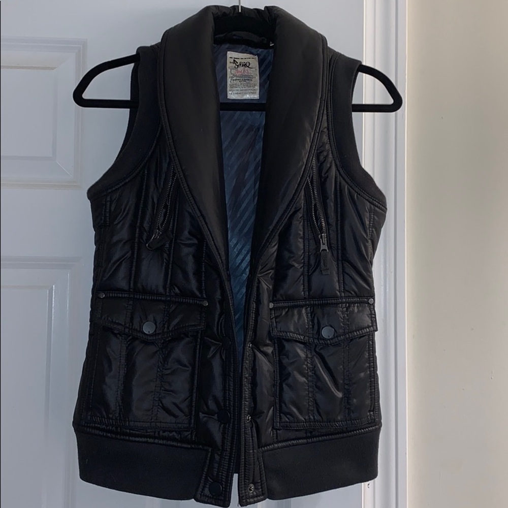Triple five soul size small vest